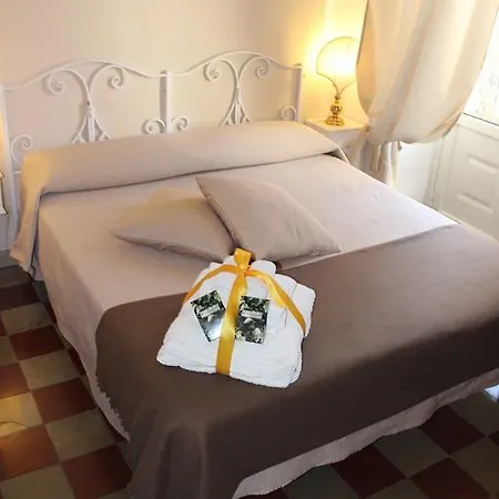 Degli Artisti * Taormina